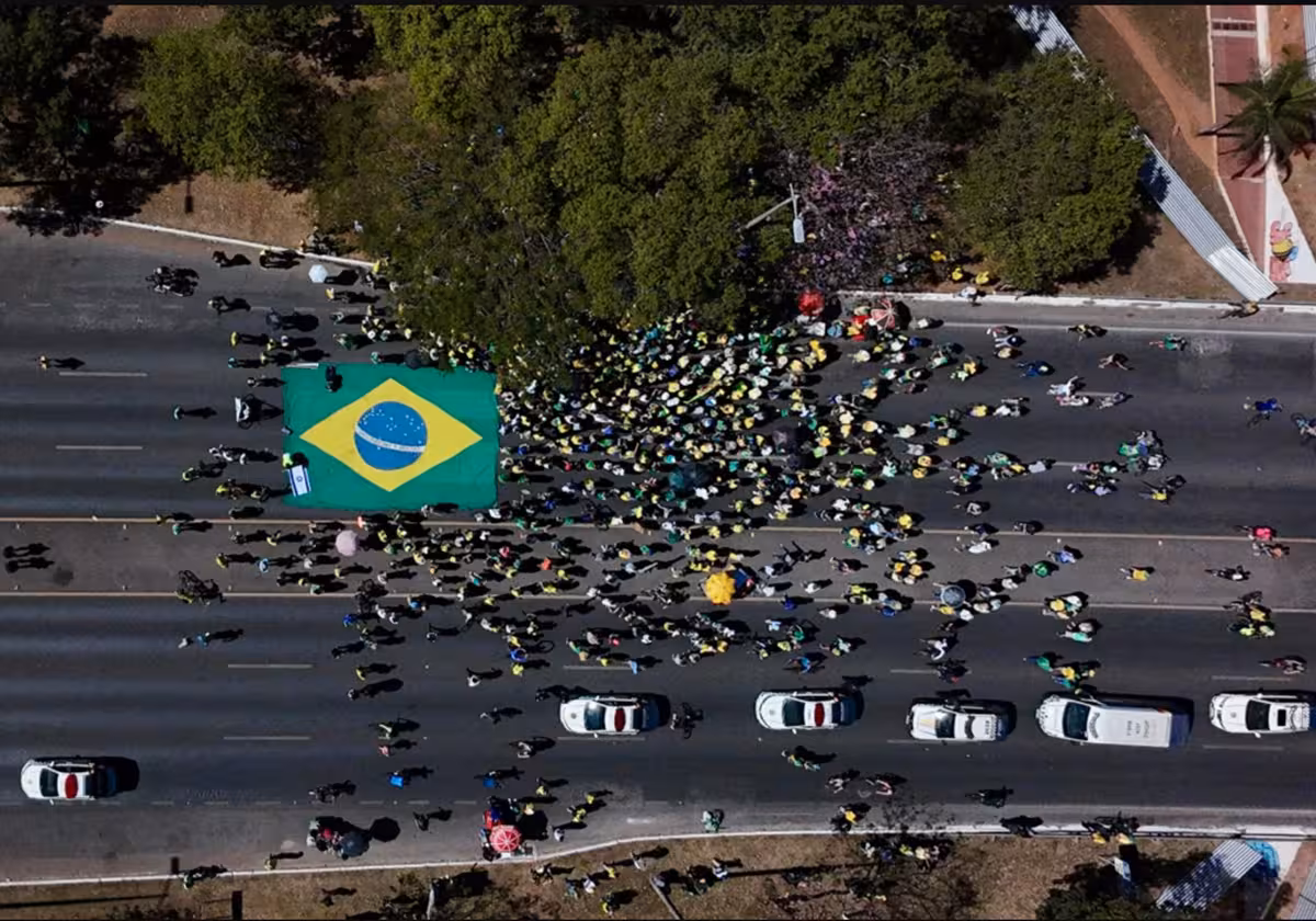 Manifestantes pró-Bolsonaro