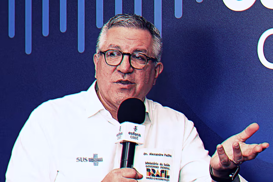 O ministro da Saúde, Alexandre Padilha, é entrevistado pelo EsferaCast - podcast do Esfera Brasil, onde abordou tecnologias aplicadas à Saúde no Brasil, com destaque para medicamentos à base de peptídeos GLP-1, conhecidos como “canetas emagrecedoras” |6.8.2025| Imagem reprodução/YouTube
