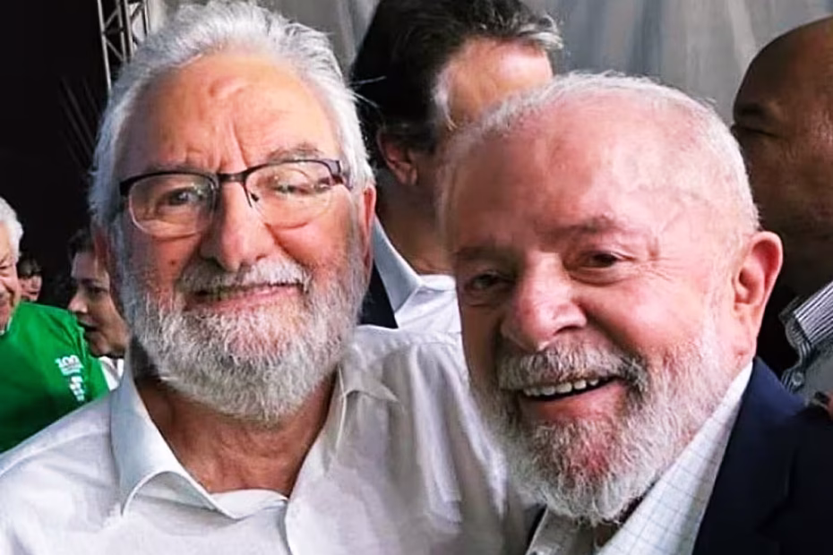O deputado federal Ivan Valente e o Presidente do Brasil Luiz Inácio Lula da Silva / Imagem divulgação/Ivan Valente