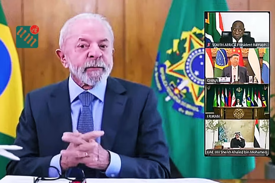 O Presidente LULA durante argumentações na reunião virtual do BRICS, em que são vistos (à direita) os líderes da África do Sul, Cyril Ramaphosa, da China, Xi Jinping, do Irã, Ebrahim Raisi, e o príncipe herdeiro dos Emirados Árabes Unidos, Mohamed bin Zayed / Imagem reprodução