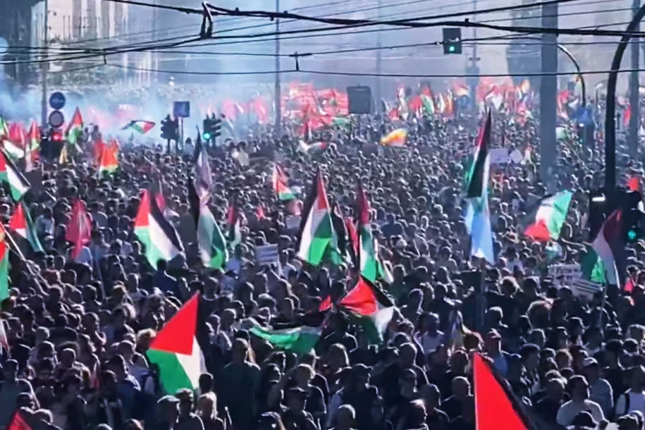Protestos pró-Palestina em Roma contra ações de Israel em Gaza envolvendo a Global Flotilla Sumud, com ativistas internacionas como Greta Thunberg |4.10.2025| Imagem reprodução/@wantedinrome/X